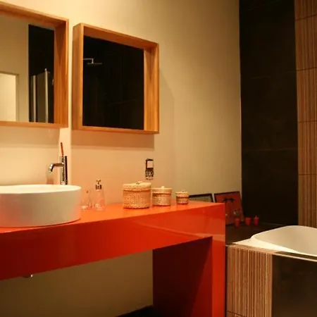 La Chapelle Au Puits La Louviere